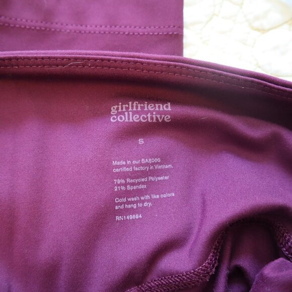 Girlfriend Collective Cropped Purple Berry Leggings Size Small - Picture 4 of 6